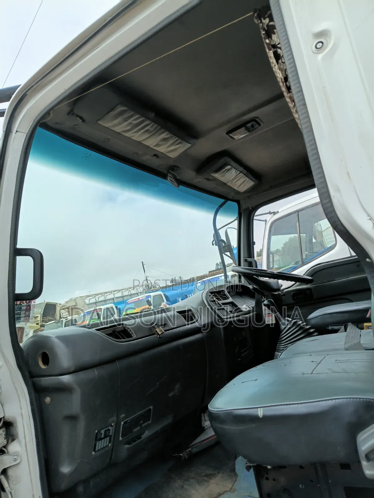 Isuzu FRR 33 2017 White