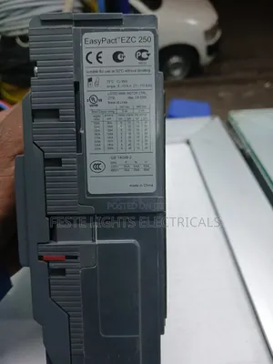 Miniature Circle Breaker 250A