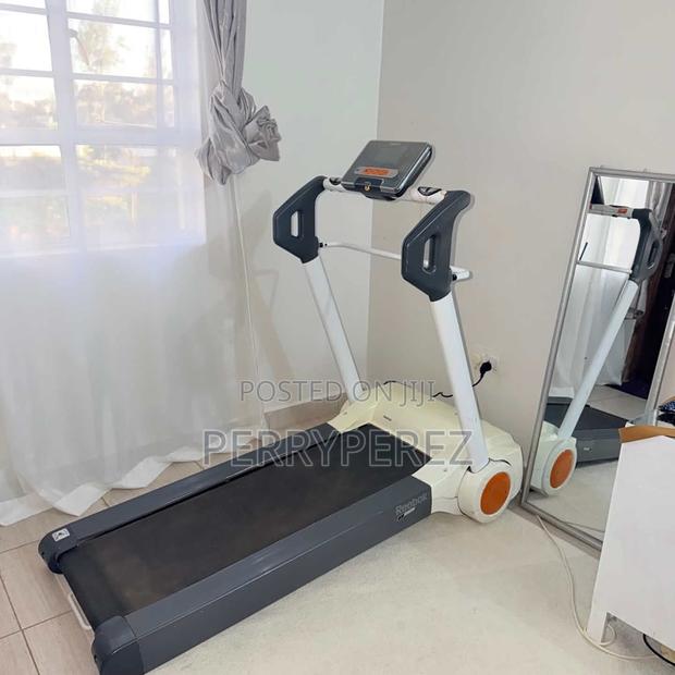 Treadmill Ex UK Used - thumbnail 2