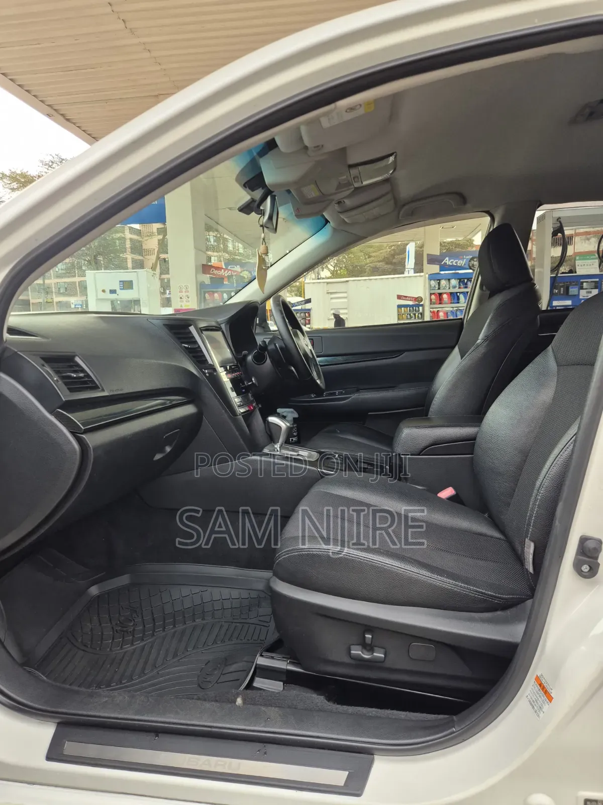 Subaru Legacy 2013 White