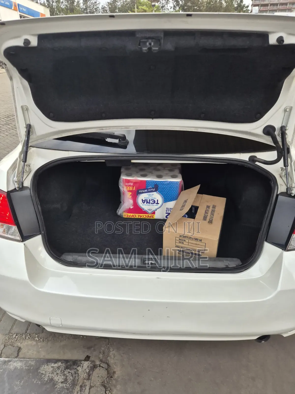 Subaru Legacy 2013 White