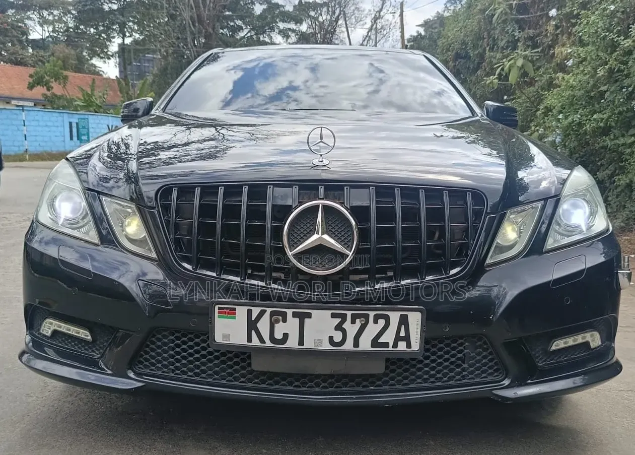 Mercedes-Benz E250 2012 Black