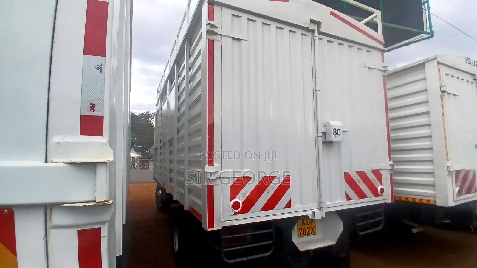 Isuzu NQR 2024