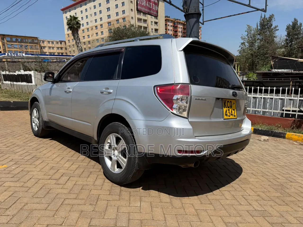 Subaru Forester 2011 Silver