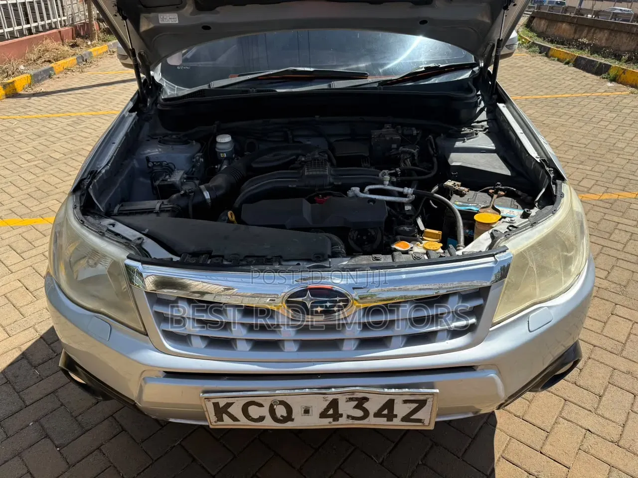 Subaru Forester 2011 Silver