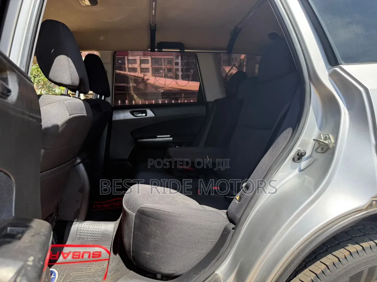 Subaru Forester 2011 Silver