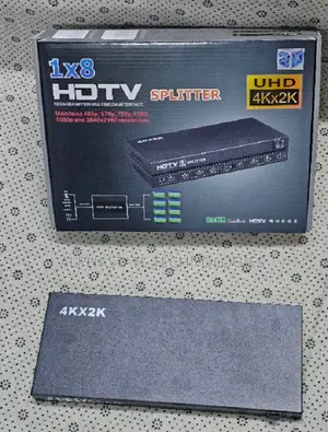1×8 Distribution Amplifier for Digital Signage