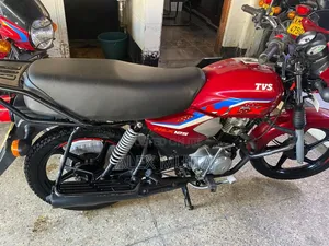 TVS HLX 125 2025 Red