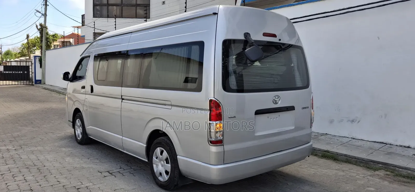 Toyota HiAce 2020
