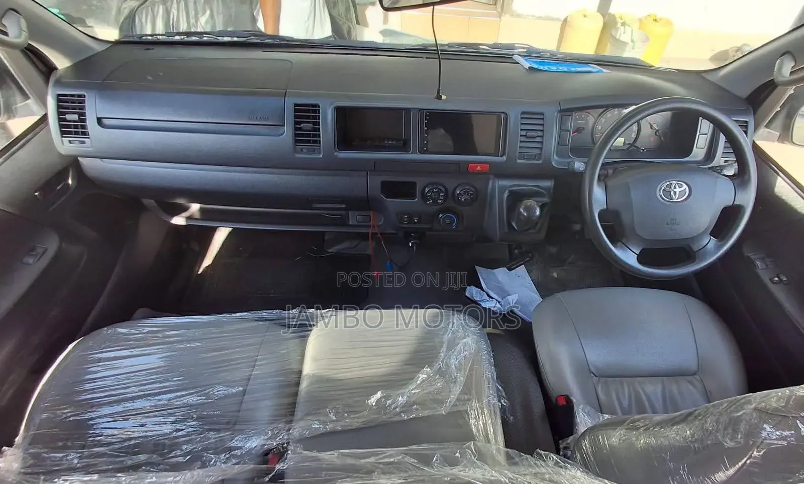Toyota HiAce 2020