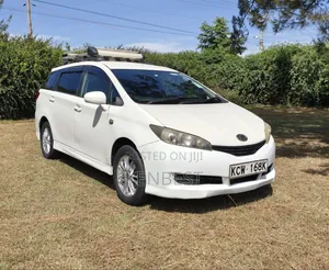 Toyota Wish 2013 Pearl