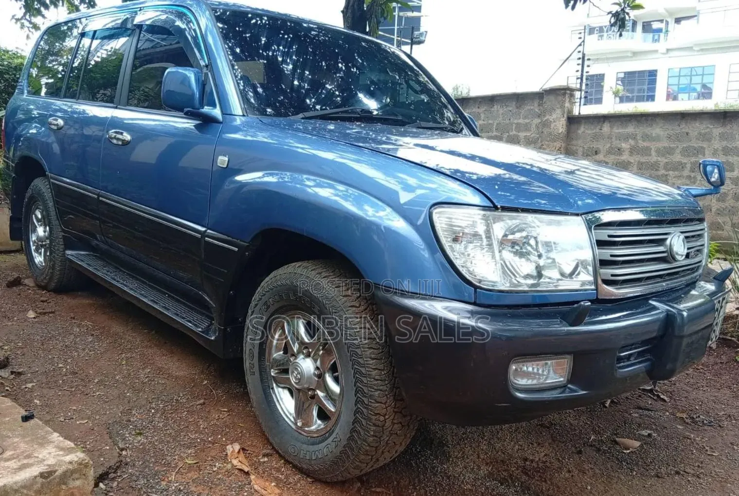Lexus LX 470 AWD 2003 Blue