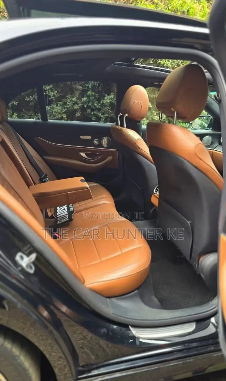 Mercedes-Benz E200 2019 Black
