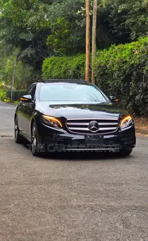 Mercedes-Benz E200 2019 Black