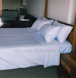 Hotel Quality White Stripped Bedsheet Set*