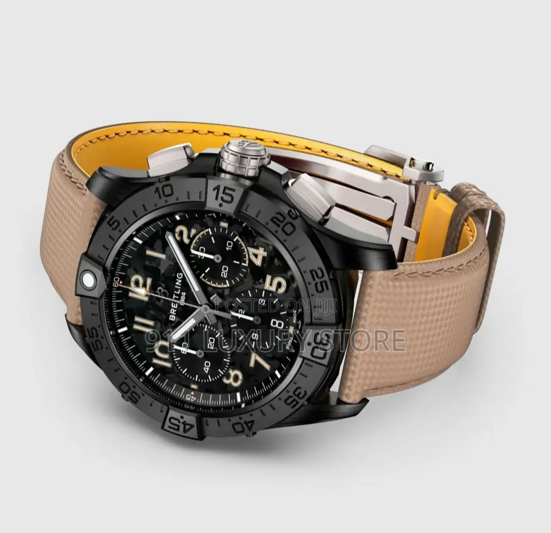 Breitling Avenger Chronograph