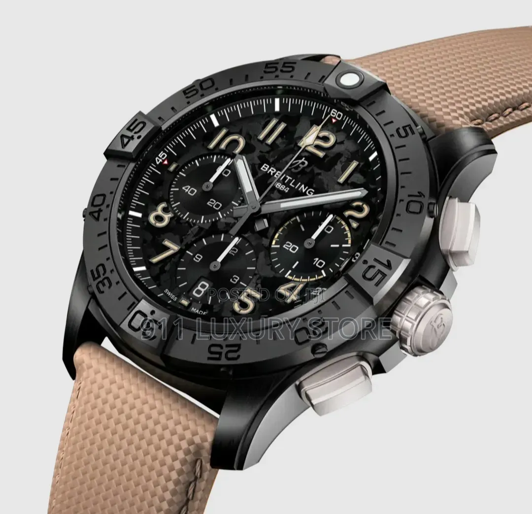 Breitling Avenger Chronograph