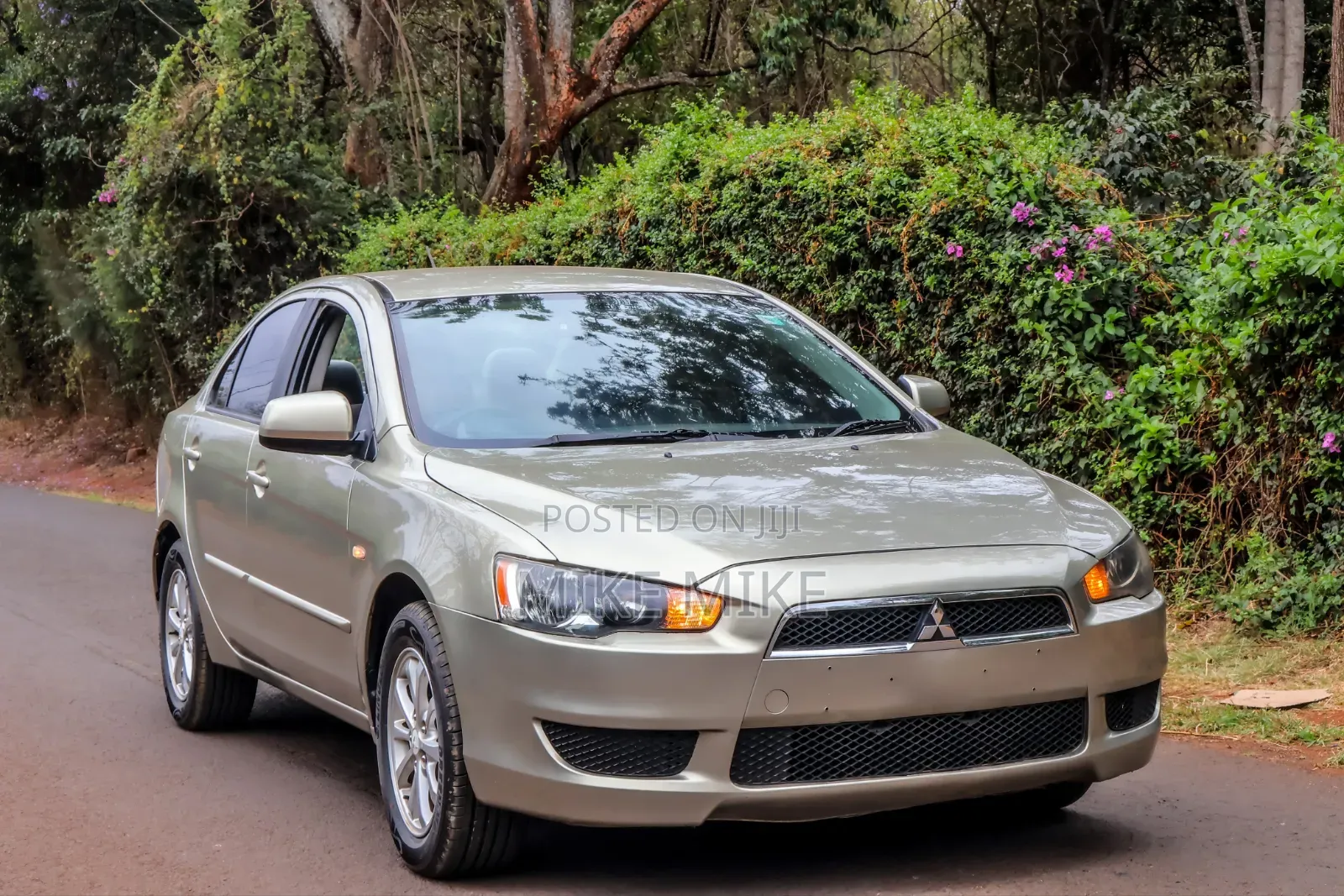 Mitsubishi Lancer 2010 Beige