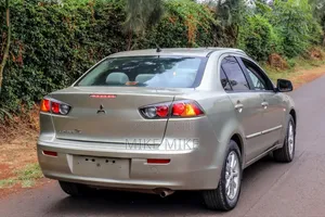 Mitsubishi Lancer 2010 Beige