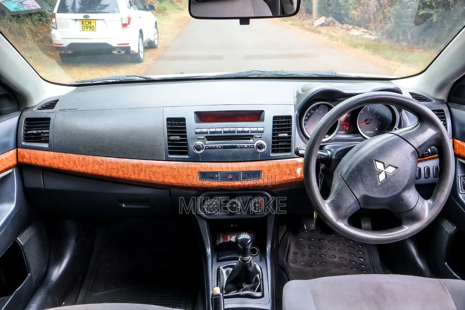 Mitsubishi Lancer 2010 Beige