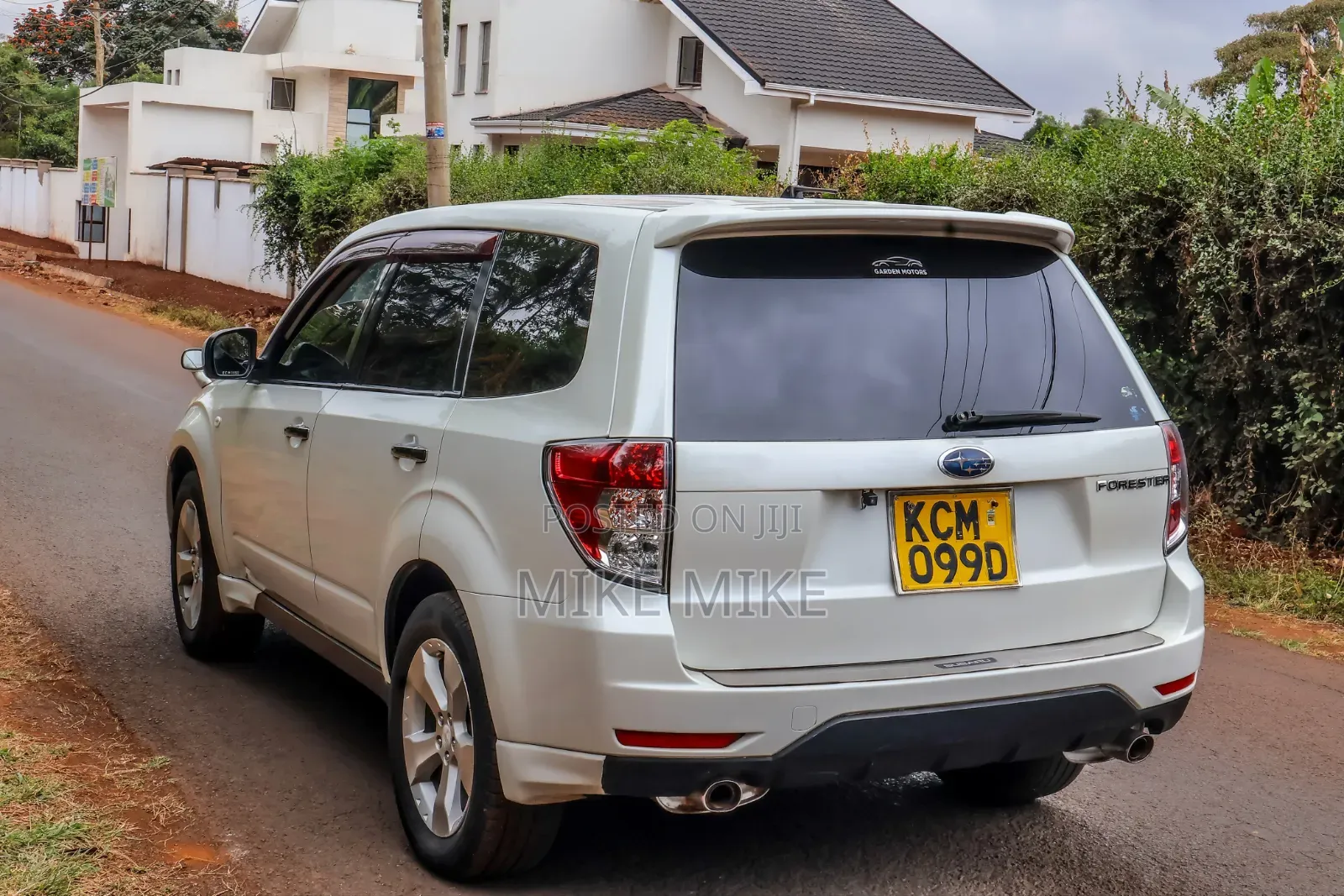 Subaru Forester 2010 White