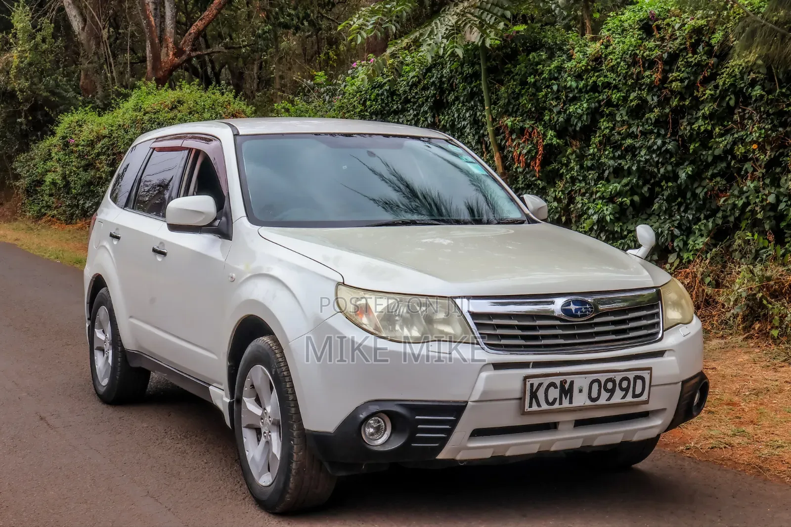 Subaru Forester 2010 White