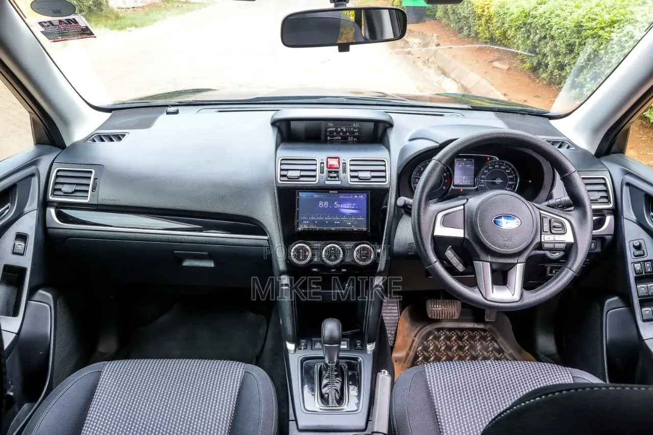 Subaru Forester 2017 Black