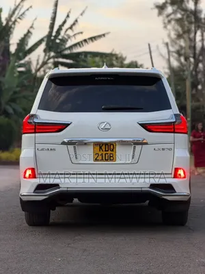 Lexus LX 2016 White