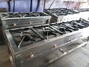 Commercial 5 Burners Hotel Stove. High Pressure Flame System