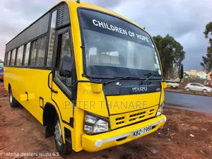 Isuzu Std 4240 2014 Yellow