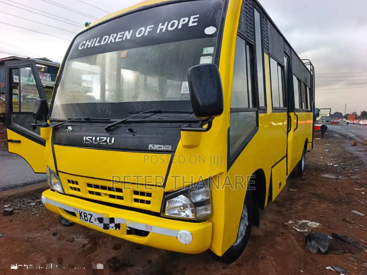 Isuzu Std 4240 2014 Yellow