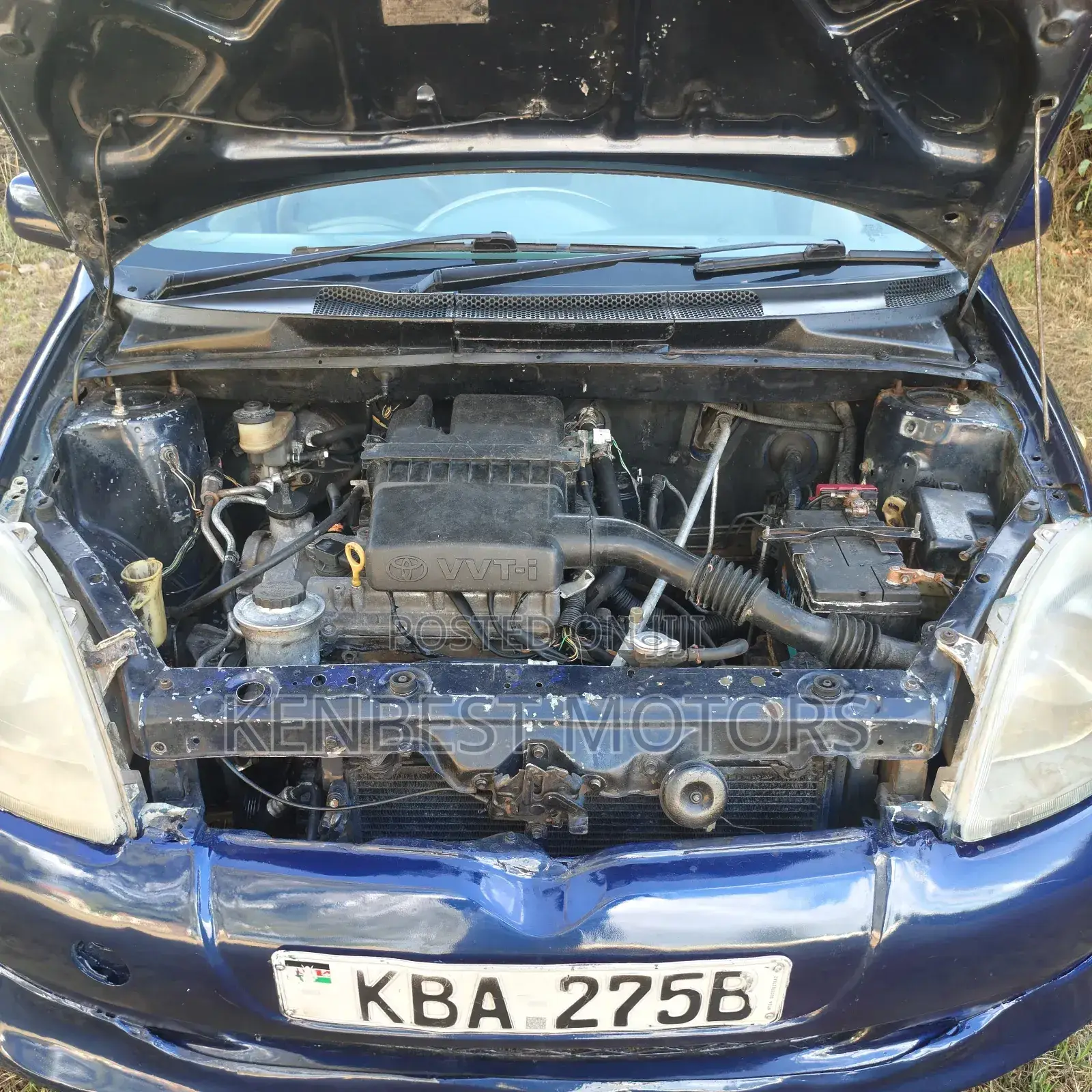 Toyota Vitz 2002 Blue