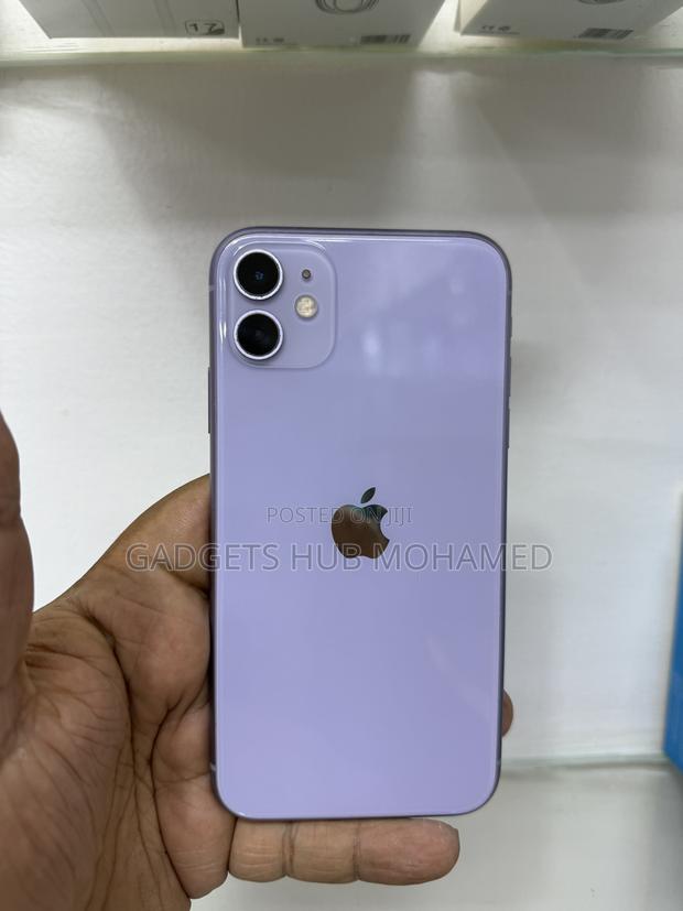 Apple iPhone 11 64 GB Purple