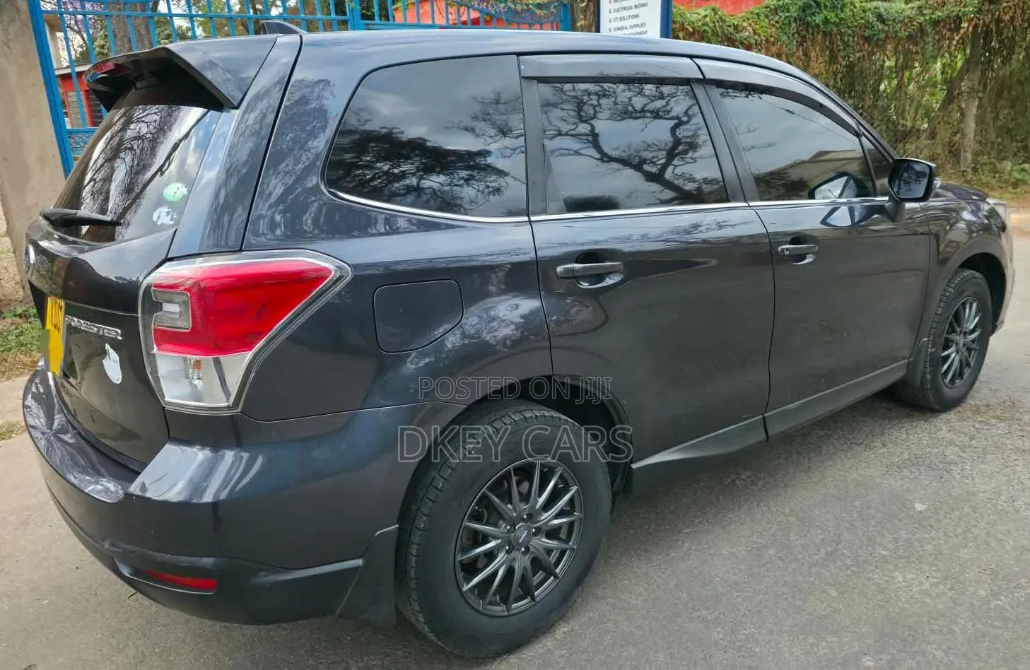 Subaru Forester 2017 Gray