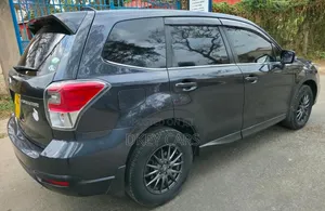 Subaru Forester 2017 Gray
