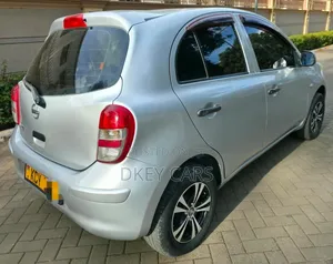Nissan March 2012 Silver