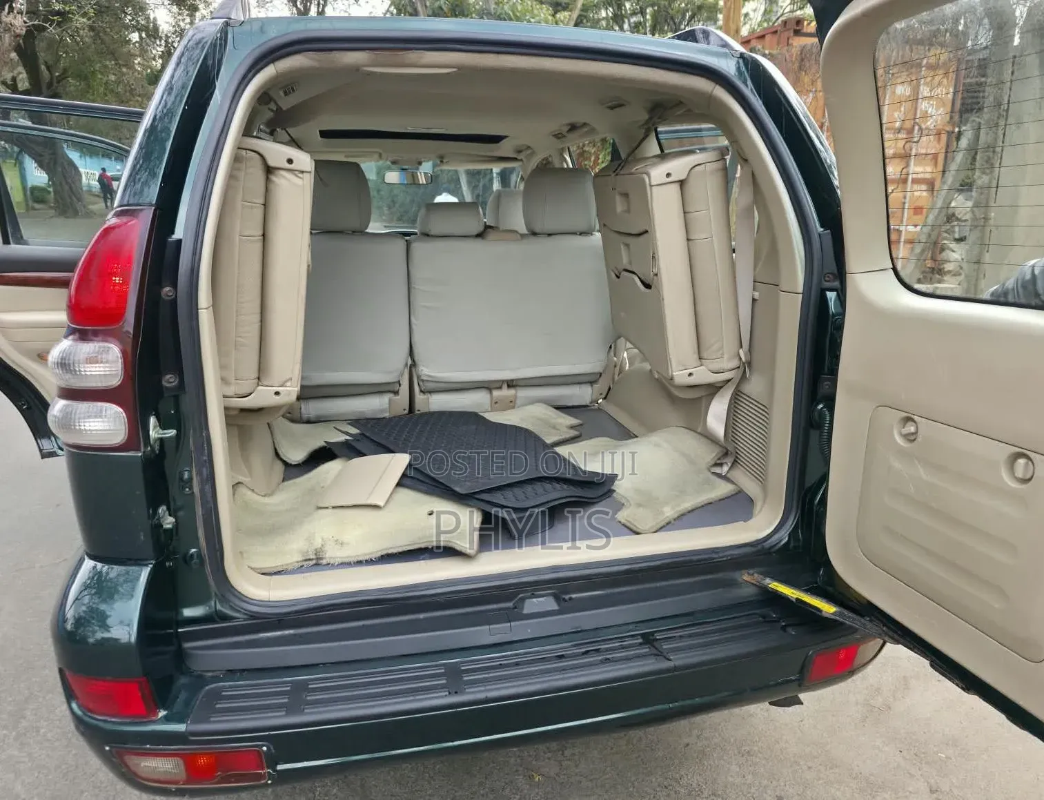 Toyota Land Cruiser 2003 Black