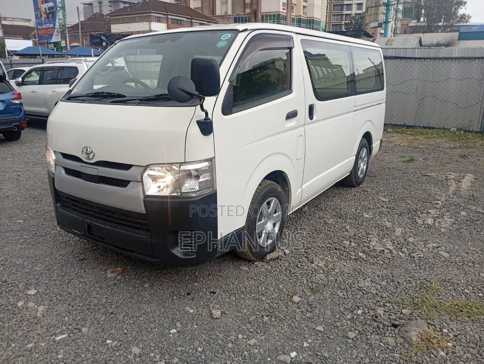 Toyota HiAce 2019 White