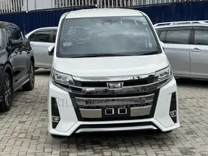 Toyota Noah 2019