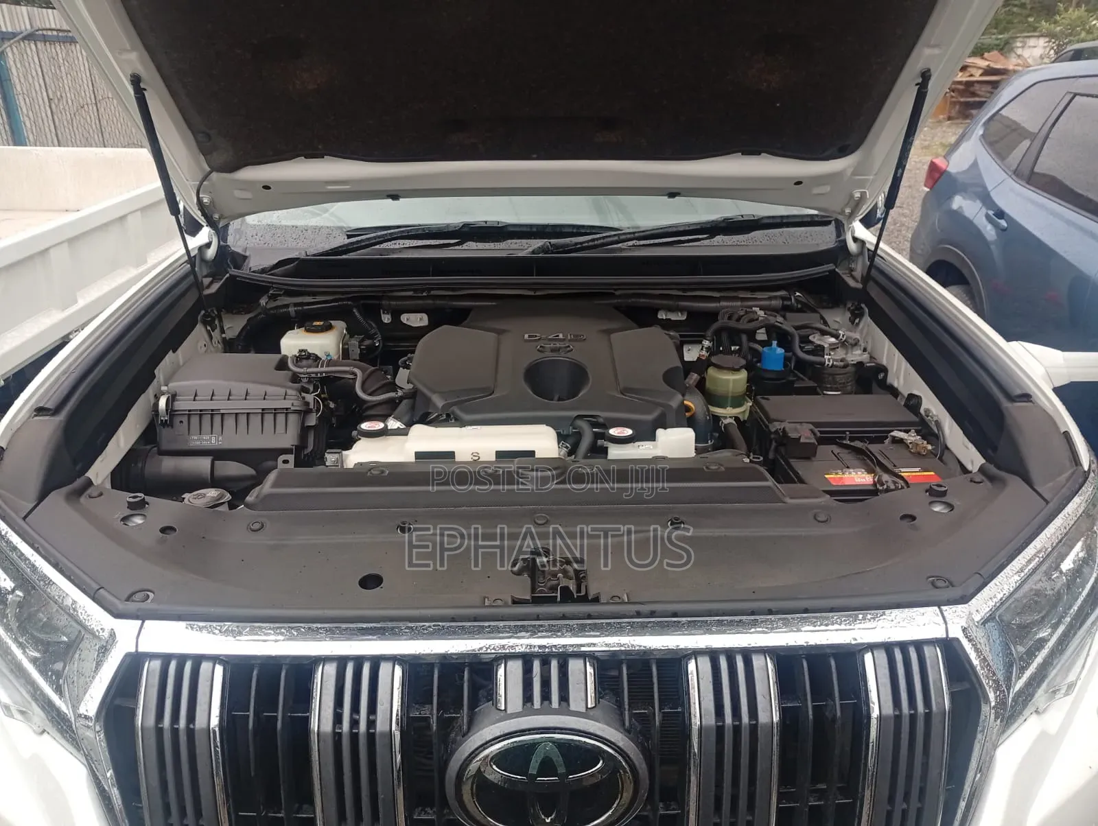 Toyota Land Cruiser Prado 2.8 2019 White