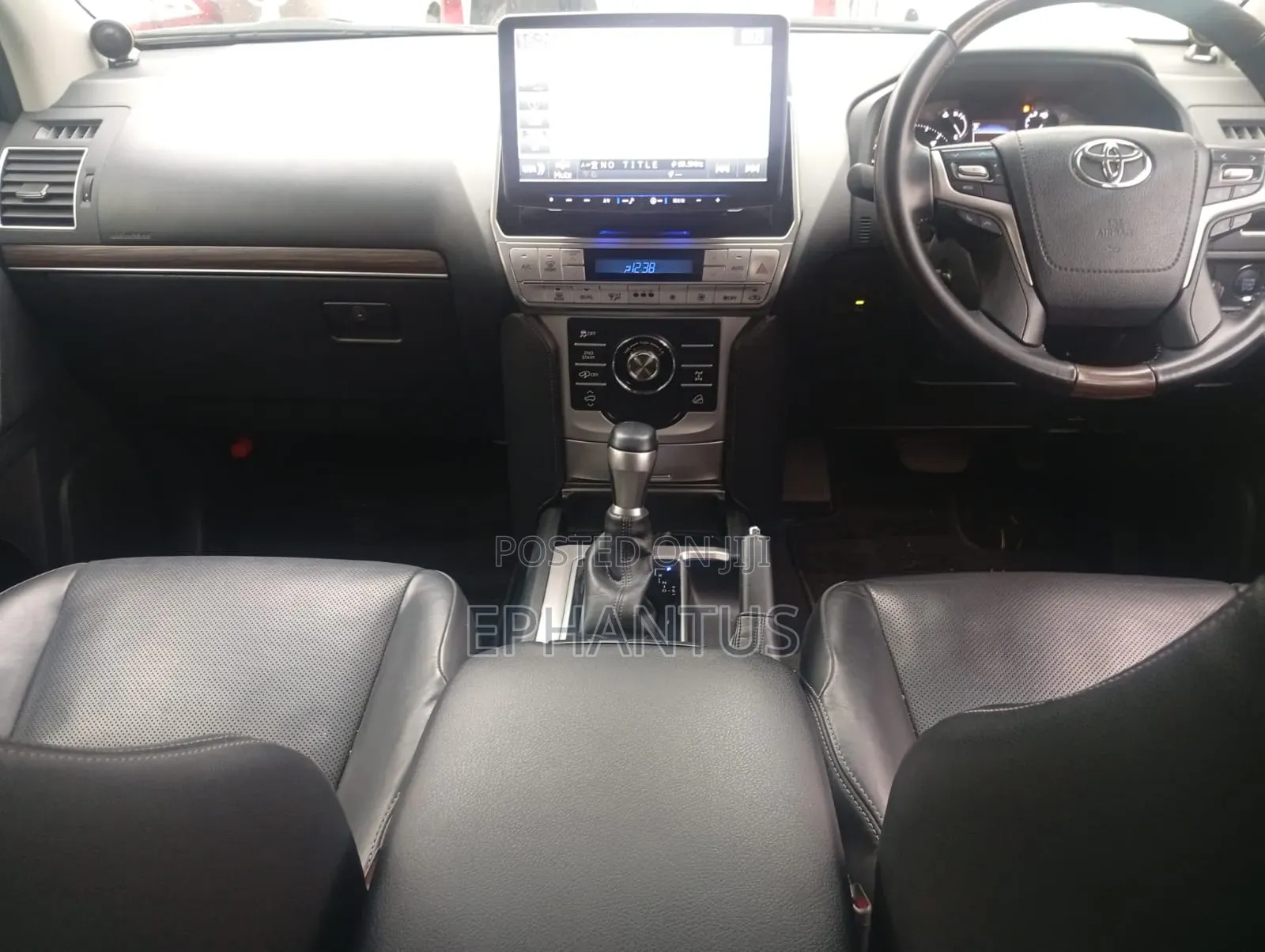 Toyota Land Cruiser Prado 2.8 2019 White