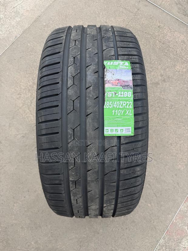 285/40r22 Yusta Tyre - main view