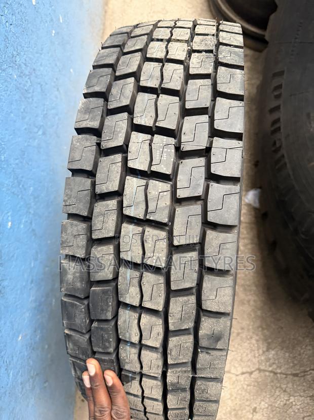 215/75r17.5 Sailun Tyre - thumbnail 2