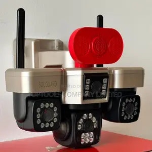 Solar Camera Four-Lenses: 1 Lenses 360 Degrees PTZ and 1 Bullet Lens