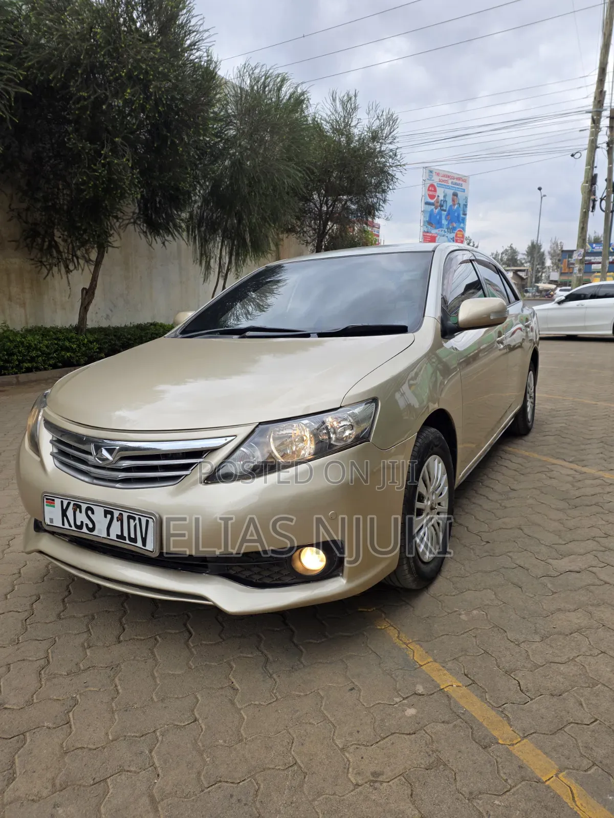 Toyota Allion 2012 Gold