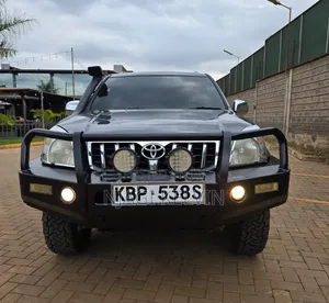 Toyota Land Cruiser Prado 3.4 5dr 2006 Gray