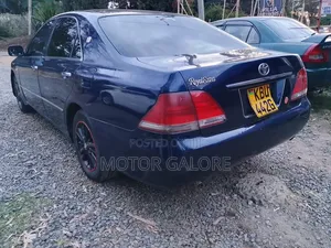 Toyota Crown Royale 2005 Blue
