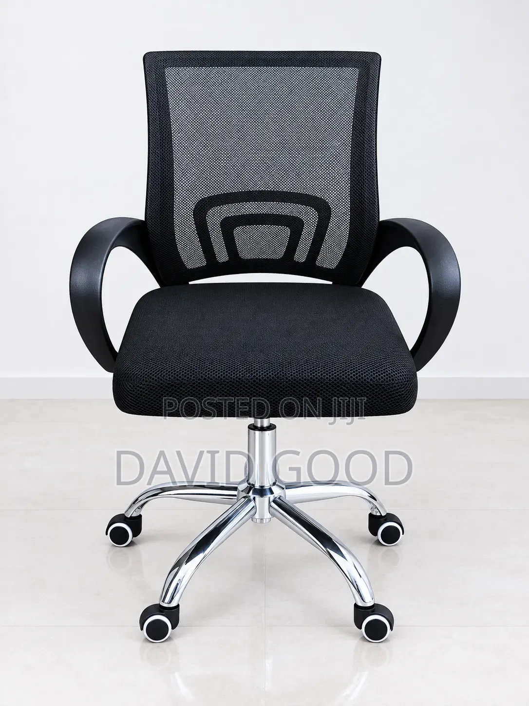 Black Adjustable Chair