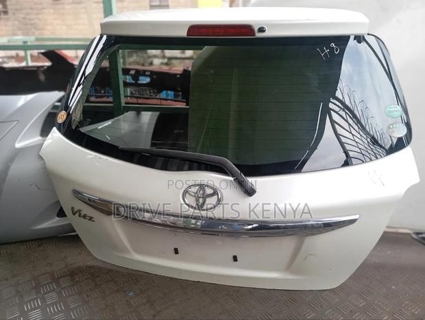 Vitz 2018 Back Boot/Tailgate - main view