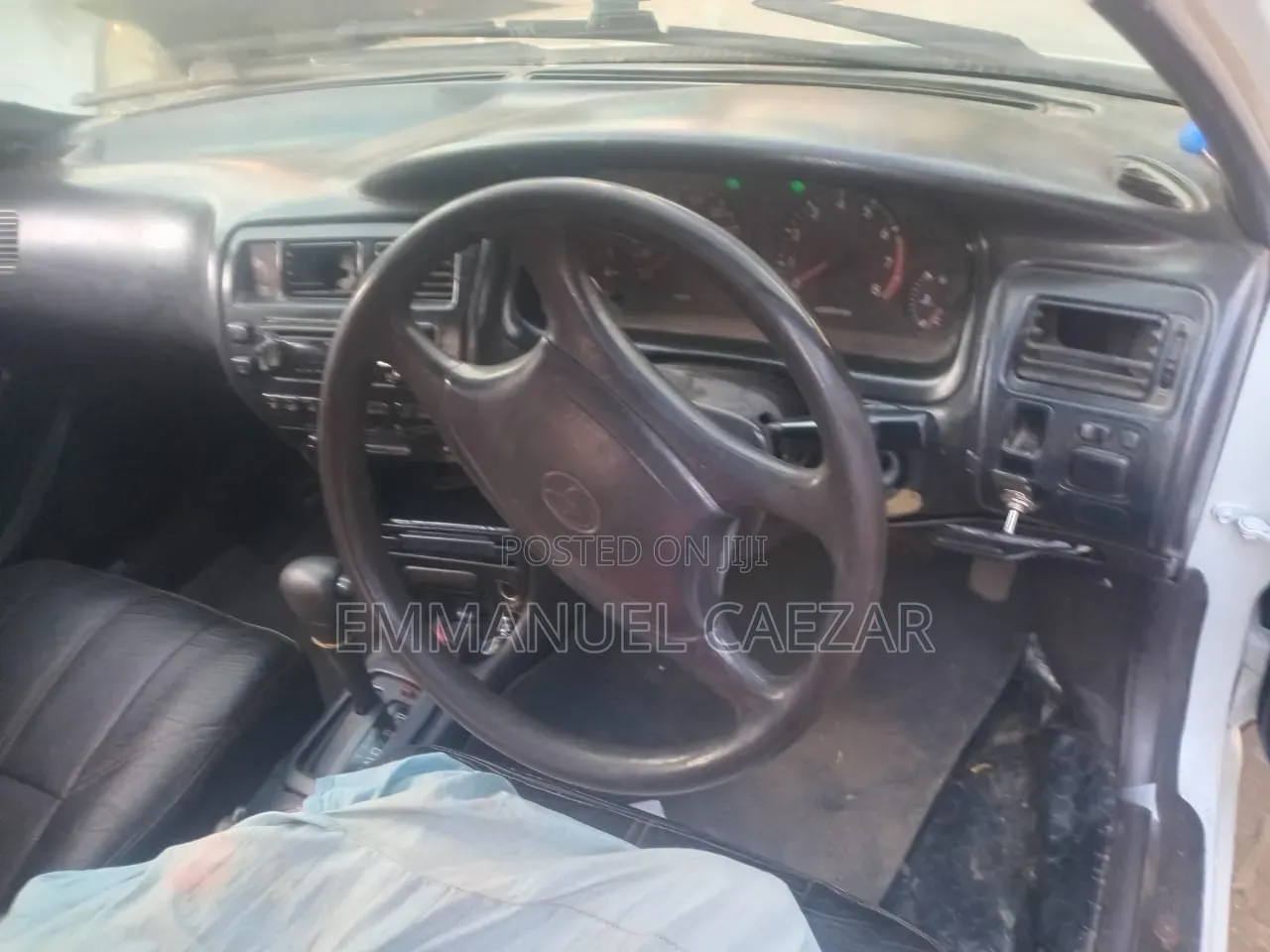 Toyota Corolla 1994 White
